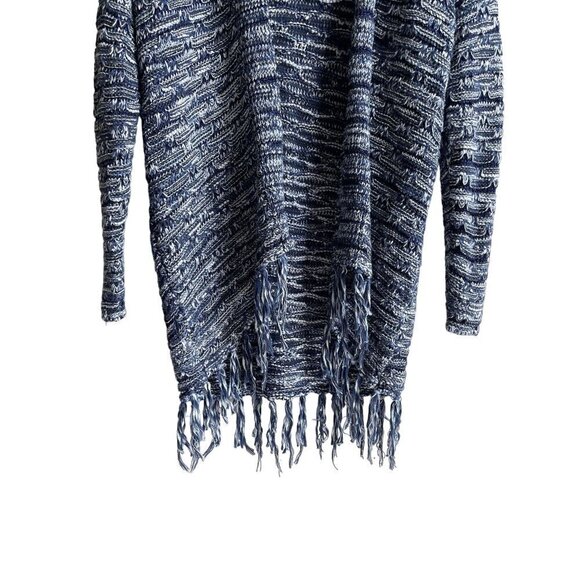 Chico's Spacedye Fringe Anniston Cardigan Size 1/ M Blue White Knit Open Tassel - Picture 4 of 9